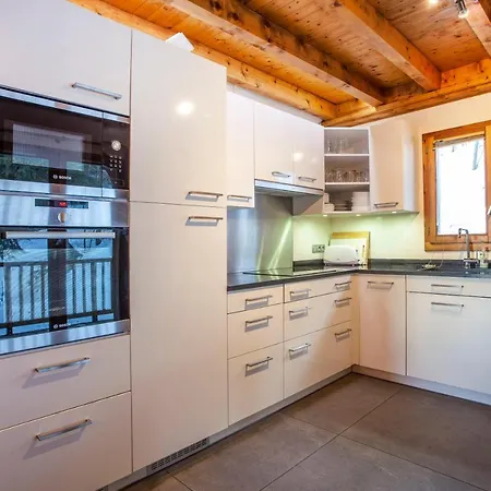 Chalet Le Clos Du Pre 25 Oz